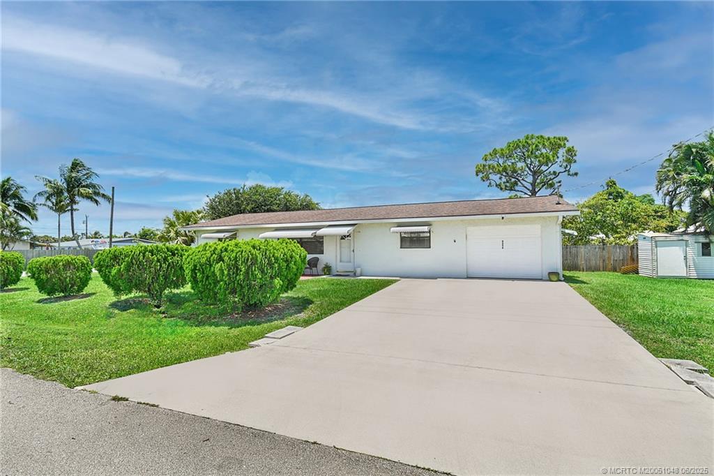 4556 Southeast Beckett Avenue Stuart, FL 34997 - Photo 24 of 34