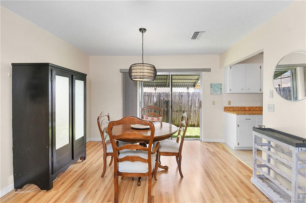 4556 Southeast Beckett Avenue Stuart, FL 34997 - Photo 10 of 34