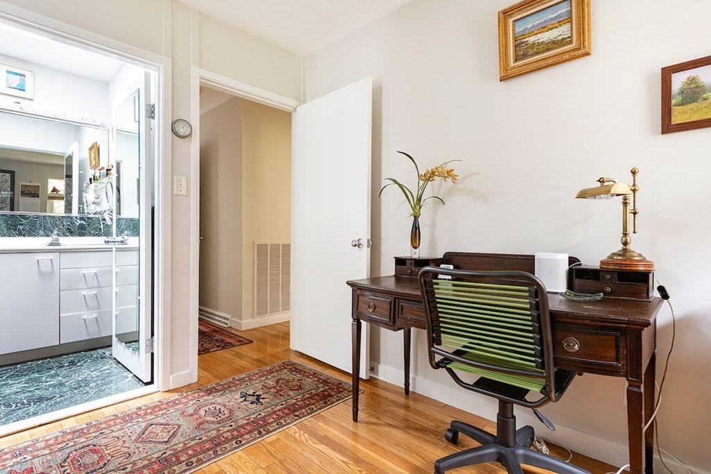 6 Barberry Road Lexington, MA 02421 - Photo 19 of 25