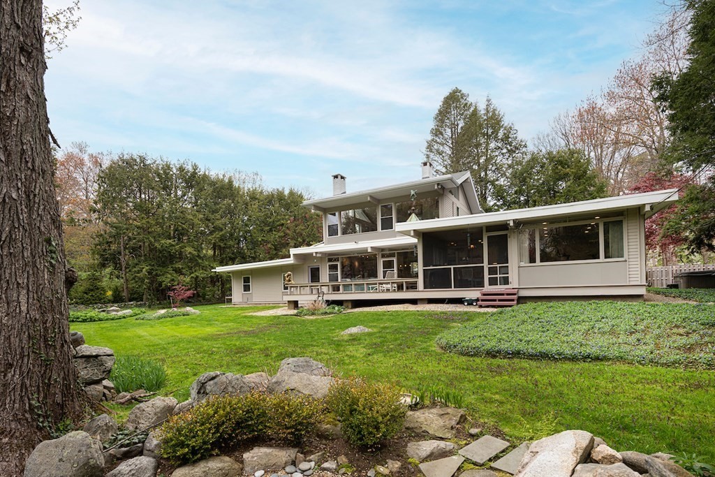 6 Barberry Road Lexington, MA 02421 - Photo 2 of 25