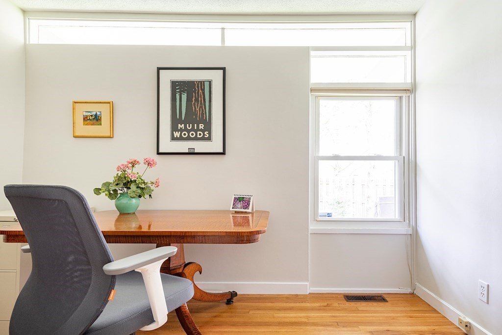 6 Barberry Road Lexington, MA 02421 - Photo 21 of 25