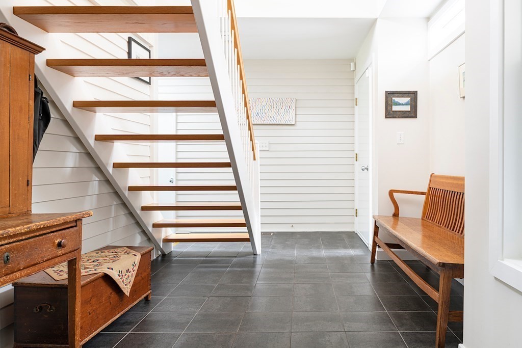 6 Barberry Road Lexington, MA 02421 - Photo 10 of 25