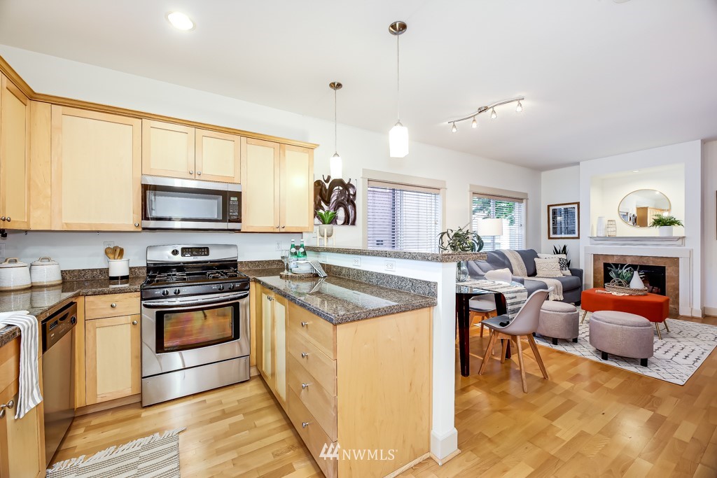 2015 South Main Street, Unit D Seattle, WA 98144 - Photo 7 of 16