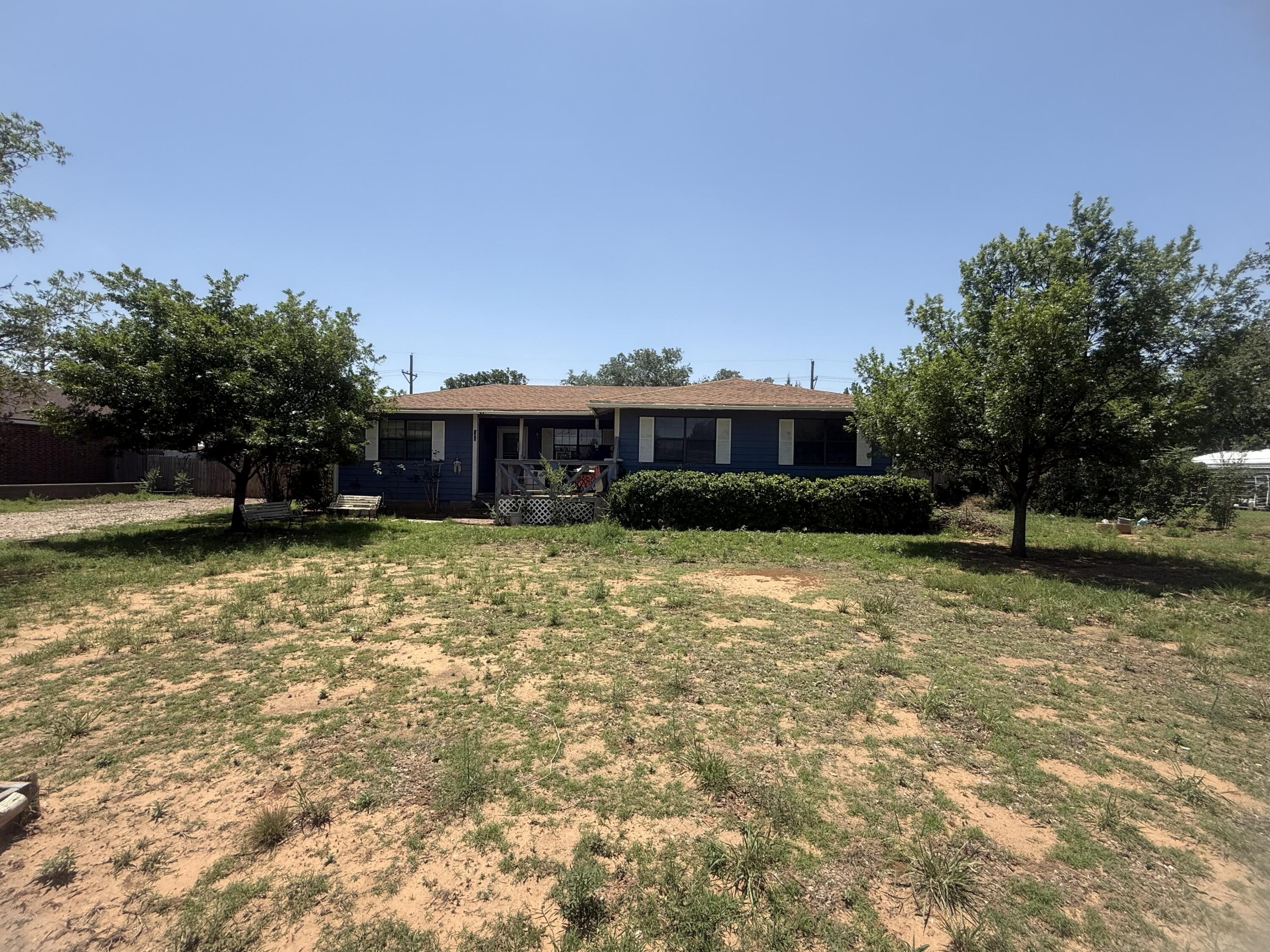 105 81st Street Lubbock, TX 79404 - Photo 7 of 22 105 81st Lubbock Front