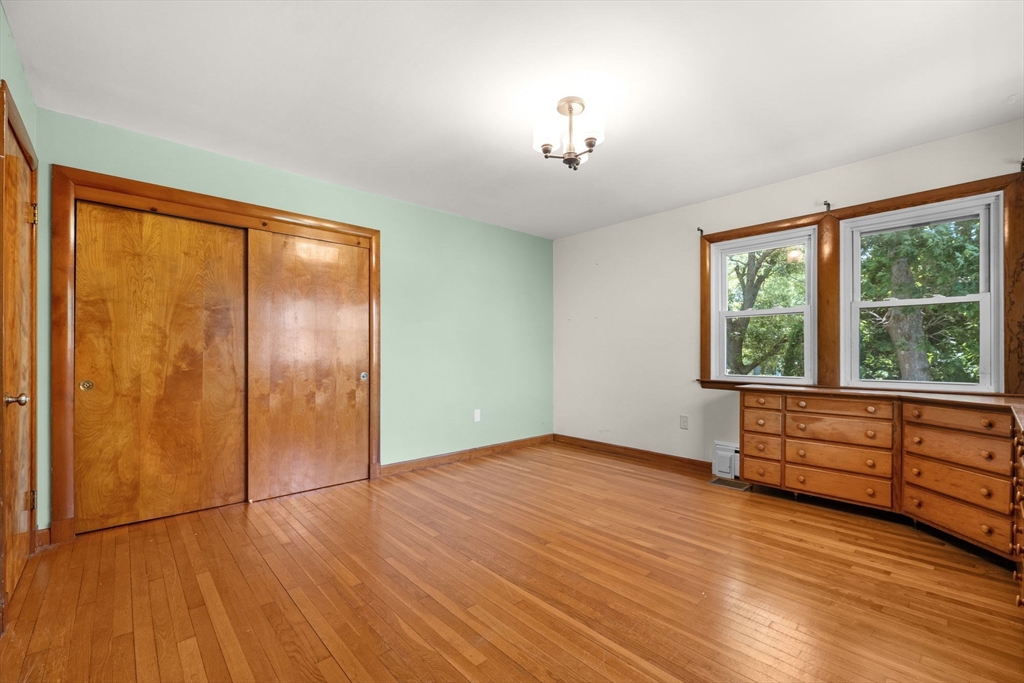 20 Quaker Road Falmouth, MA 02540 - Photo 19 of 38