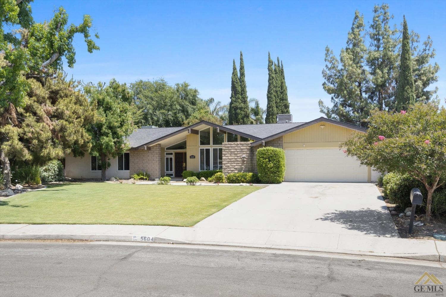 Undisclosed Address Bakersfield, CA 93308 - Photo 39 of 40 a house view with a outdoor space