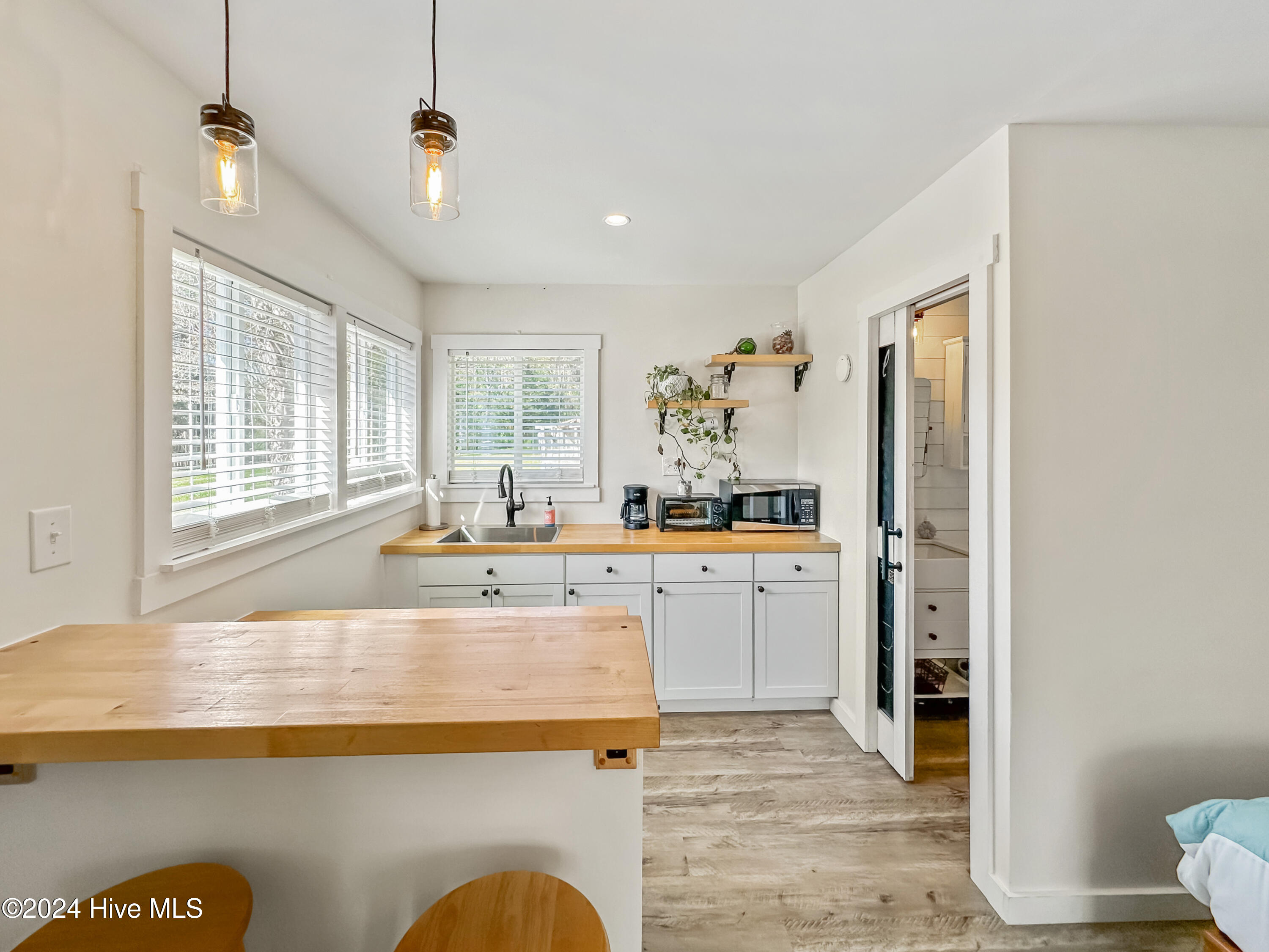 694 Haws Run Road Jacksonville, NC 28540 - Photo 44 of 49 Detached Apartment Kitchen