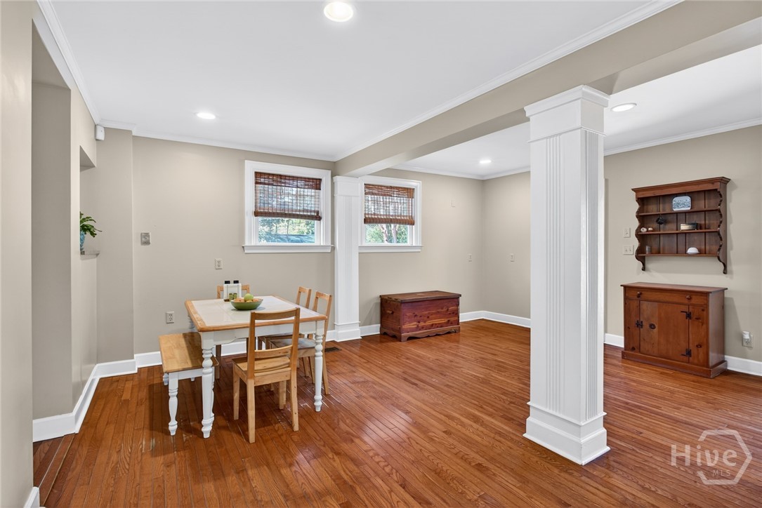 512 East 58th Street Savannah, GA 31405 - Photo 11 of 44 Eating area in family room