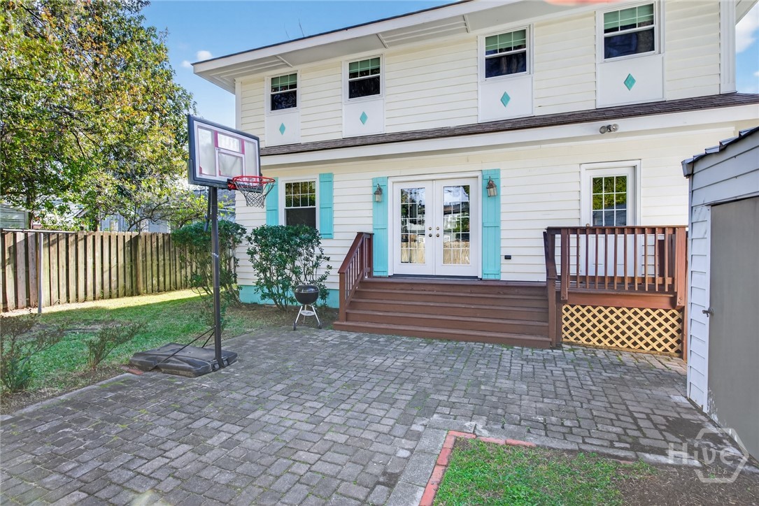 512 East 58th Street Savannah, GA 31405 - Photo 31 of 44 View of house from backyard