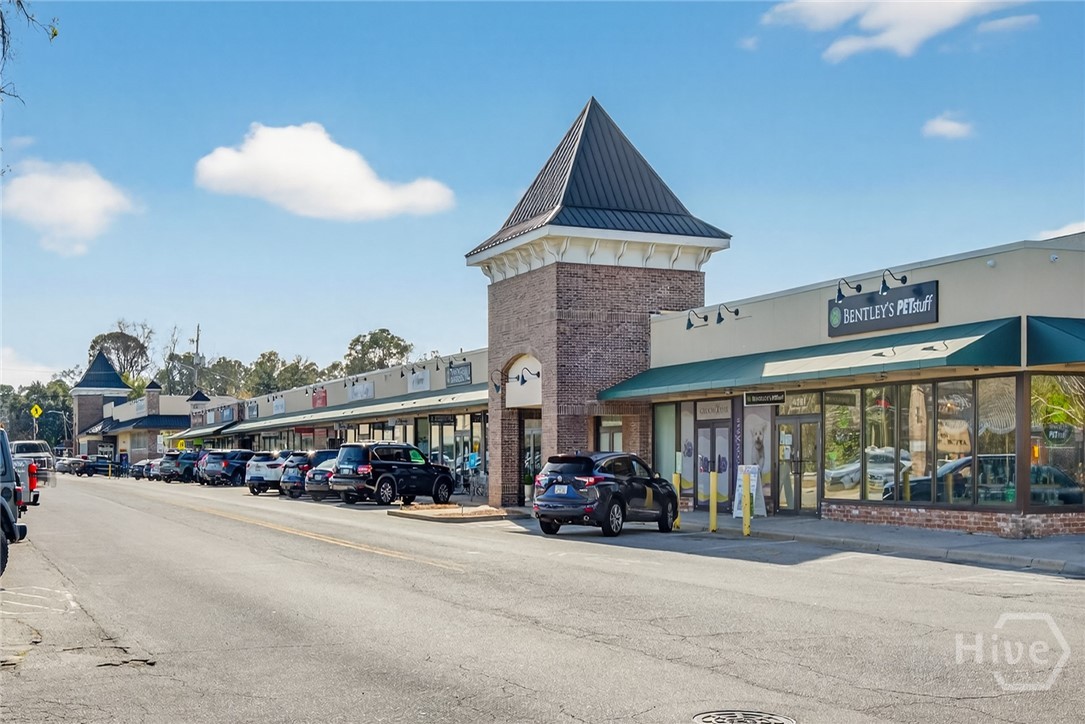 512 East 58th Street Savannah, GA 31405 - Photo 40 of 44 Habersham Village only .5 miles away includes restaurants, grocery store and shops