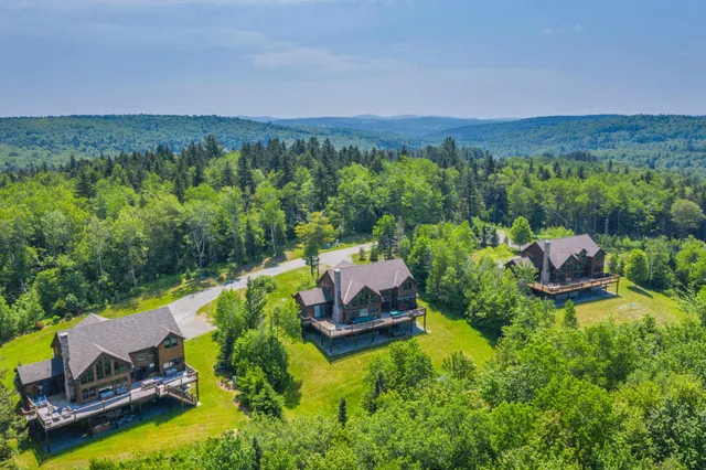 $3,125,000 | 56 Coldbrook Crossing, Wilmington, VT 05363