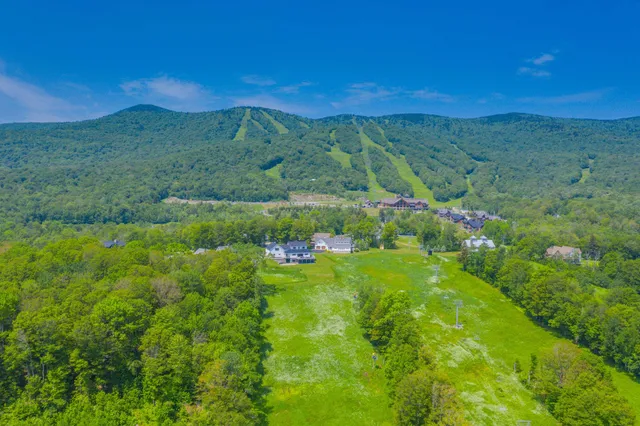 $3,125,000 | 56 Coldbrook Crossing, Wilmington, VT 05363