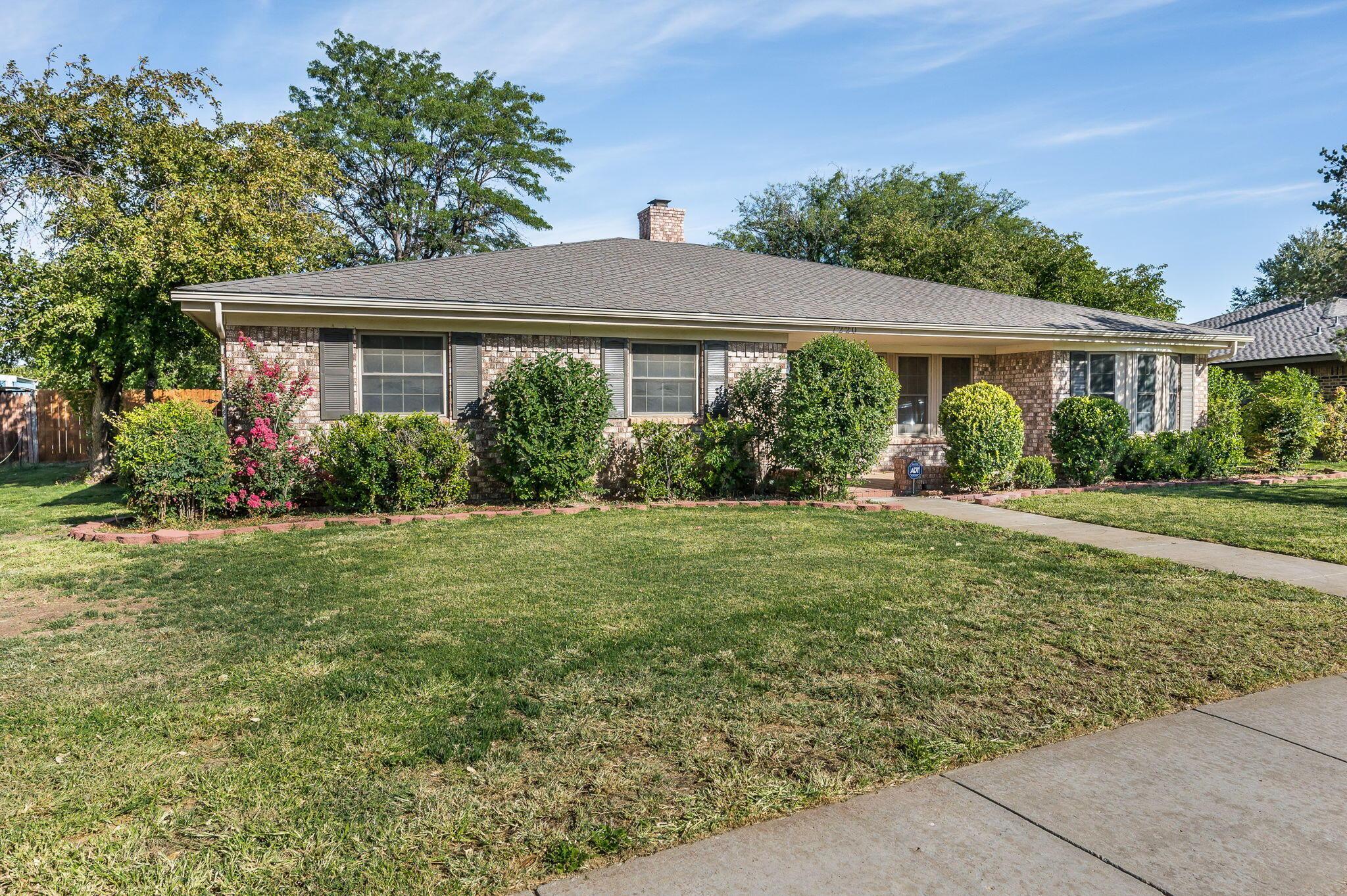 7220 Montague Drive Amarillo, TX 79109 - Photo 2 of 29 a front view of house with yard and green space