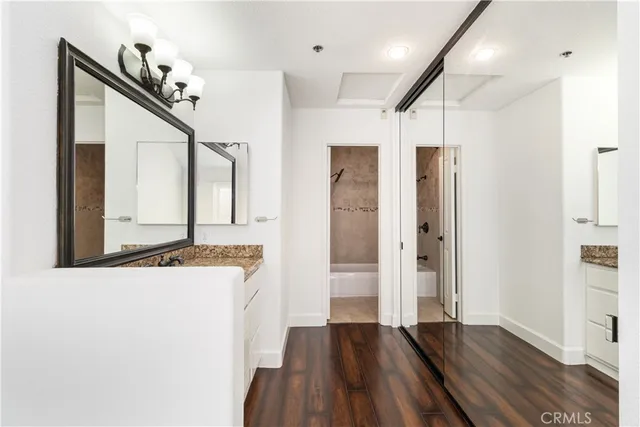 $915,000 | 430 Lake Street, Unit 304, Huntington Beach, CA 92648