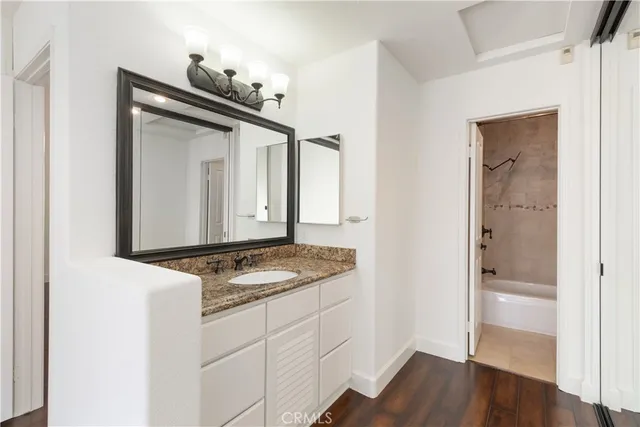 $915,000 | 430 Lake Street, Unit 304, Huntington Beach, CA 92648