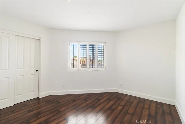 $915,000 | 430 Lake Street, Unit 304, Huntington Beach, CA 92648