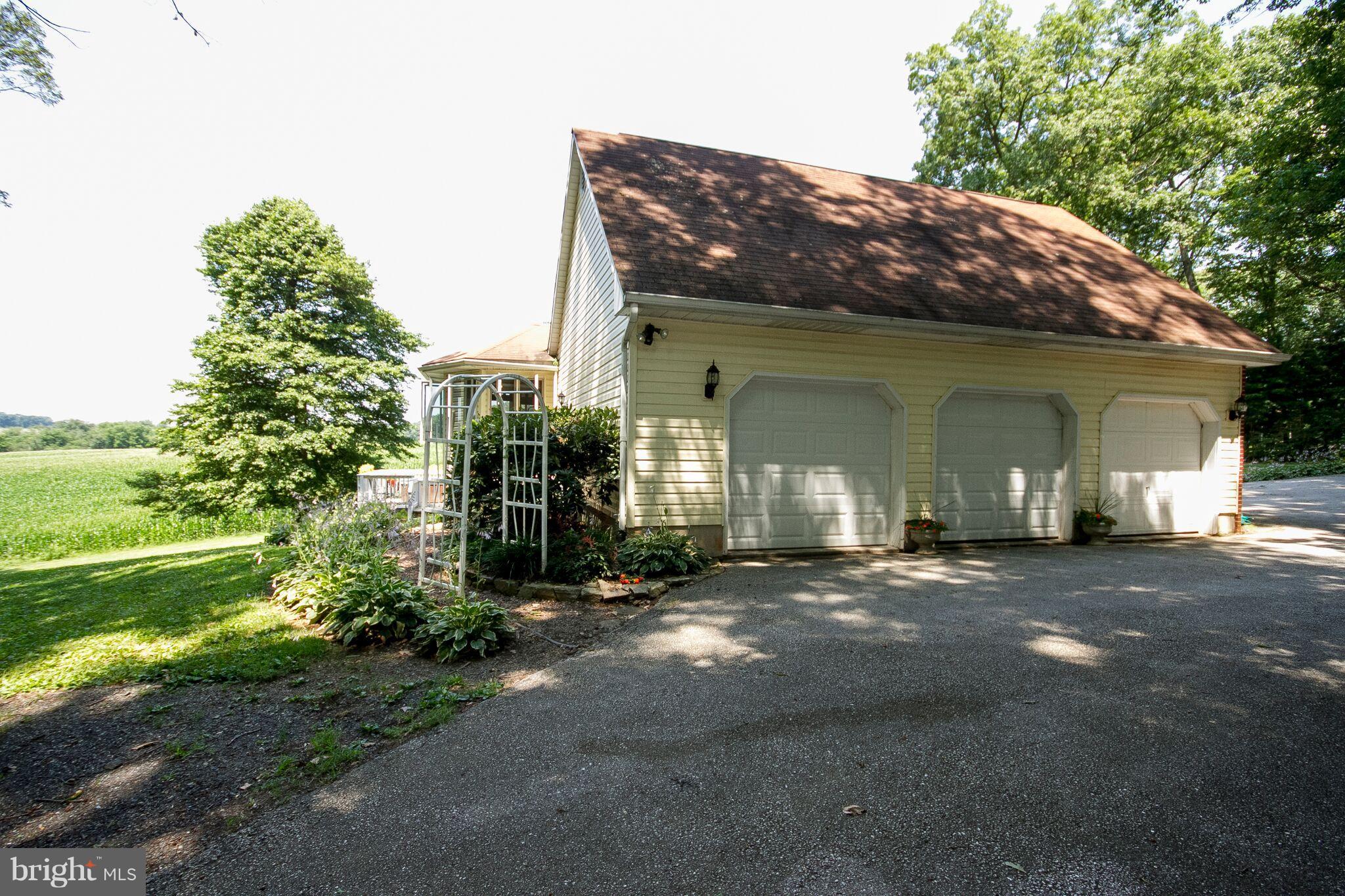 5246 Buttermilk Road Pylesville, MD 21132 - Photo 30 of 30 3 Car Garage