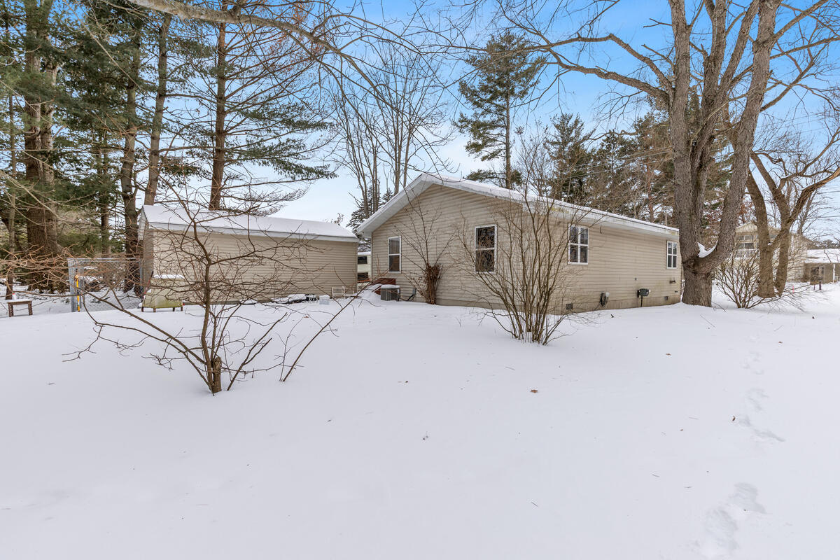 8660 Wood Street Mecosta, MI 49332 - Photo 21 of 21 8660-Wood_021