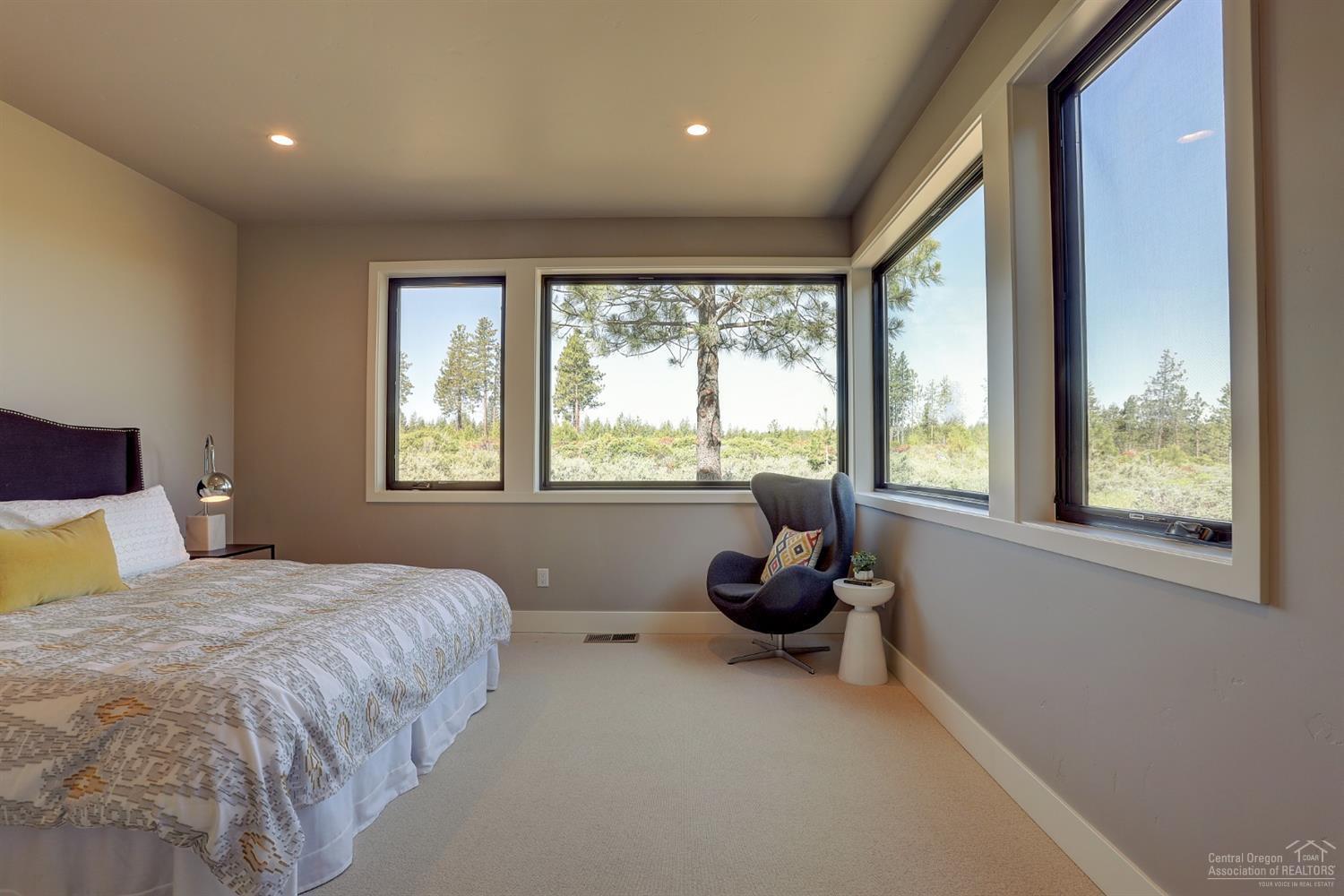 19171 Gateway Loop Bend, OR 97702 - Photo 16 of 25 Additional Photo