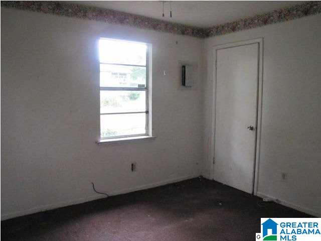 817 Mason Avenue Southwest Birmingham, AL 35211 - Photo 4 of 5