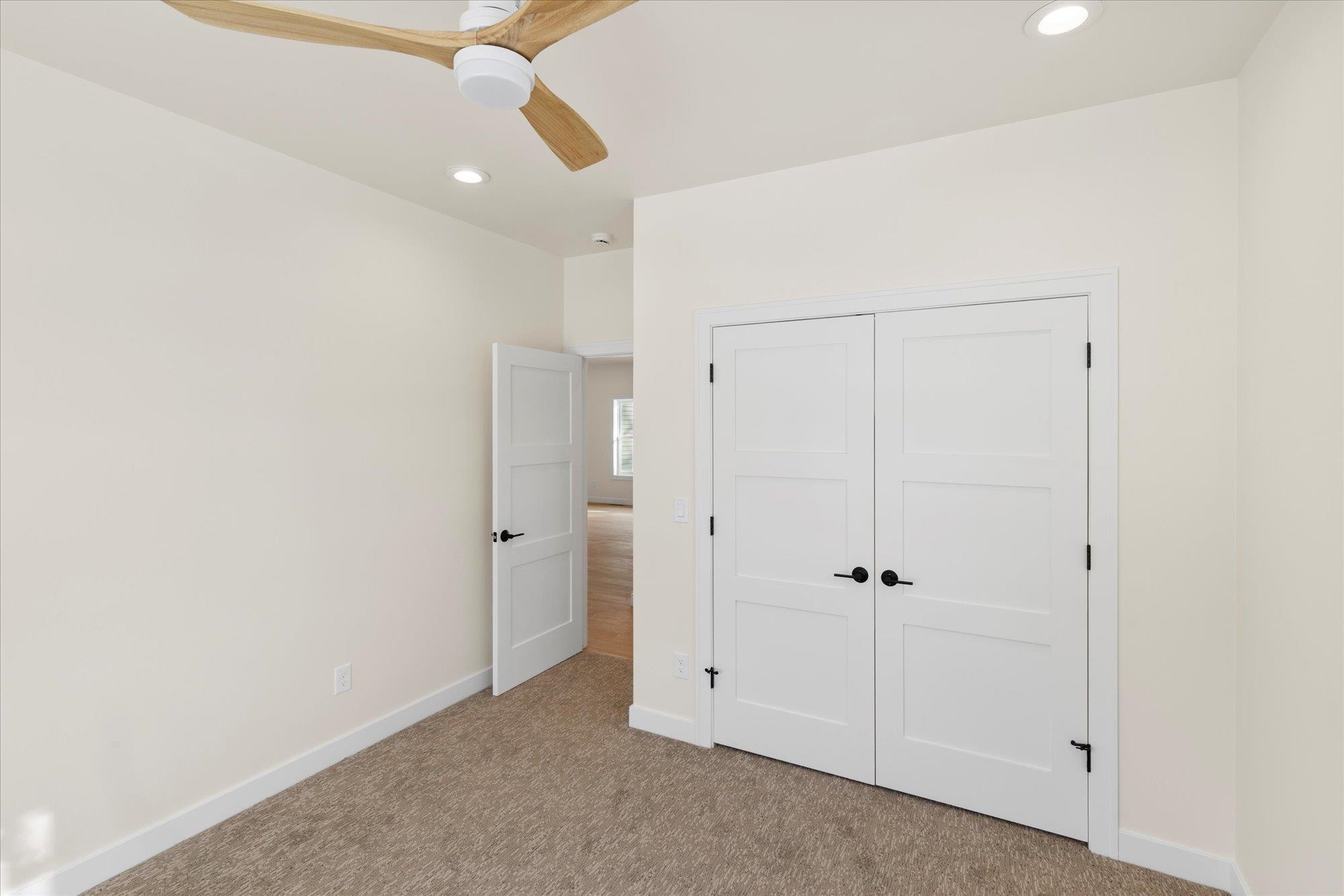 1108 Pinecrest Road Green Bay, WI 54313 - Photo 11 of 39