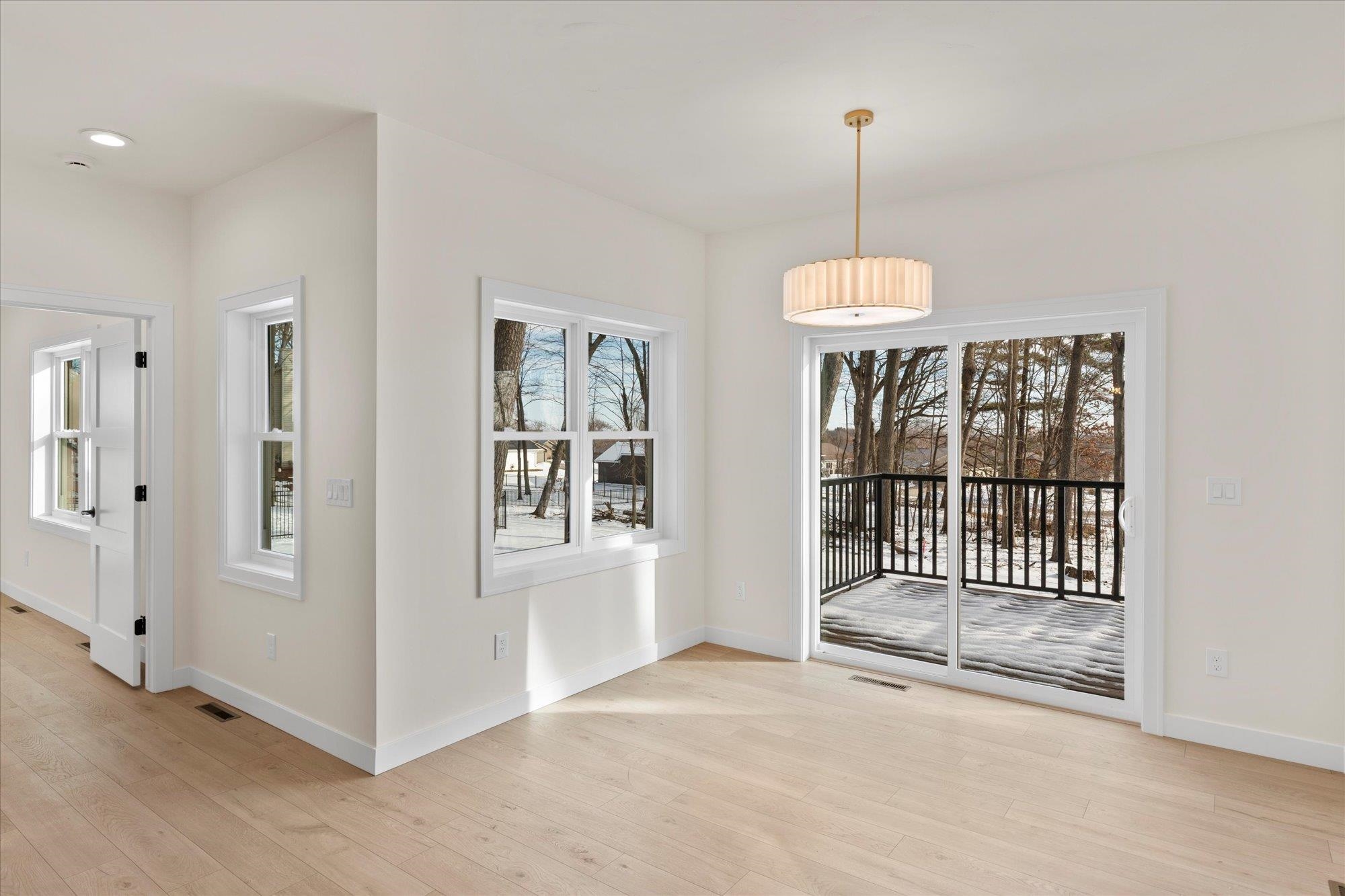 1108 Pinecrest Road Green Bay, WI 54313 - Photo 20 of 39