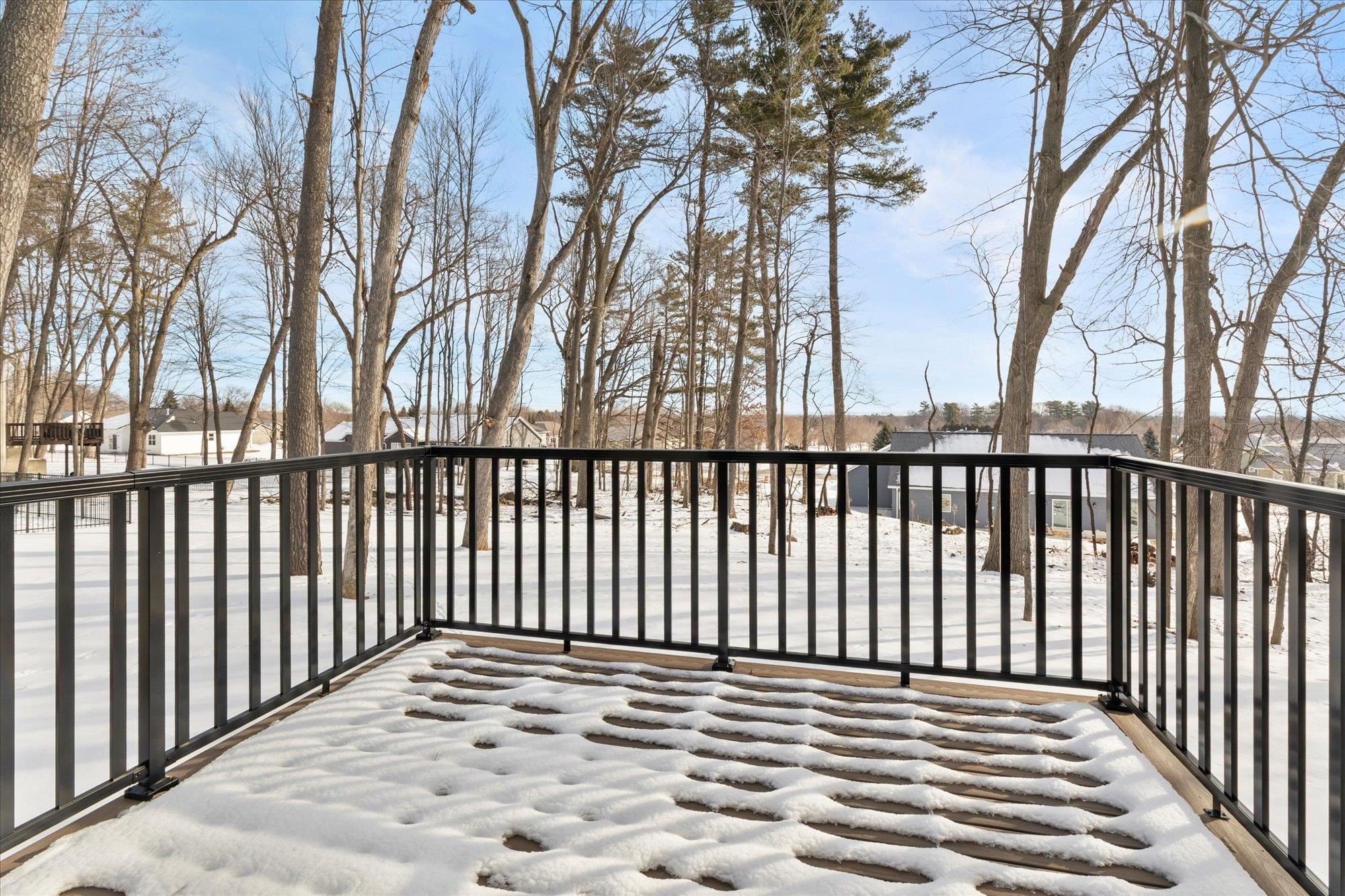 1108 Pinecrest Road Green Bay, WI 54313 - Photo 21 of 39