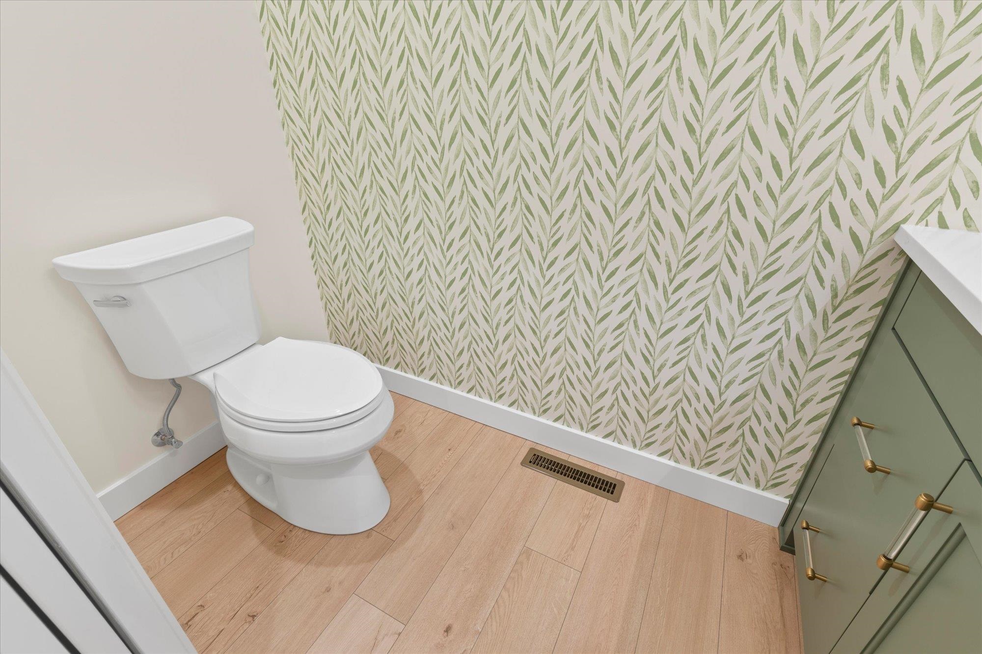 1108 Pinecrest Road Green Bay, WI 54313 - Photo 29 of 39