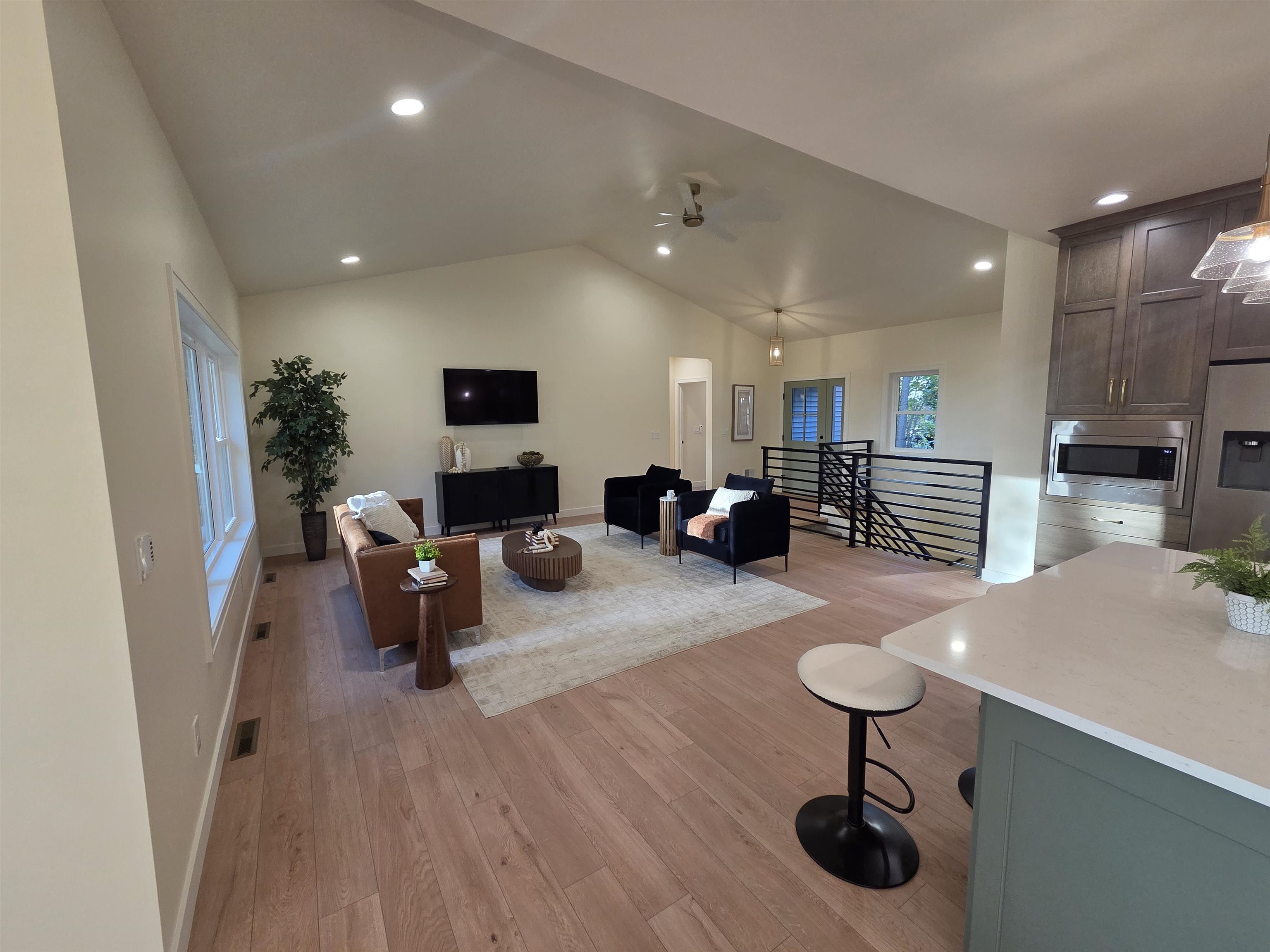 1108 Pinecrest Road Green Bay, WI 54313 - Photo 5 of 15