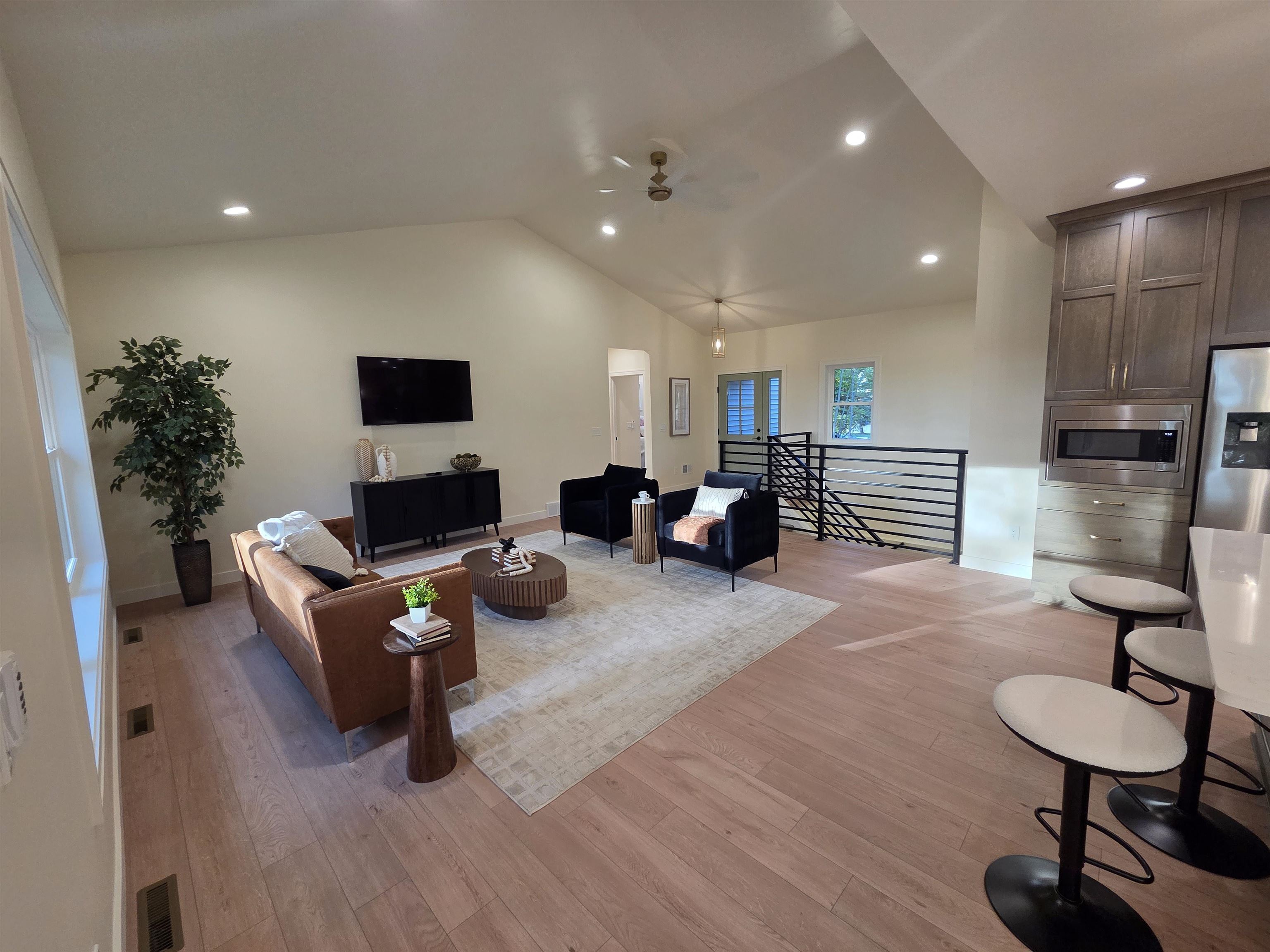 1108 Pinecrest Road Green Bay, WI 54313 - Photo 9 of 15