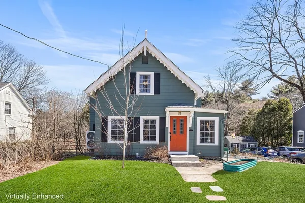 $599,000 | 21 Cottage Street, Medway, MA 02053