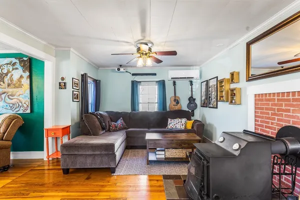 $599,000 | 21 Cottage Street, Medway, MA 02053