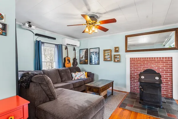 $599,000 | 21 Cottage Street, Medway, MA 02053