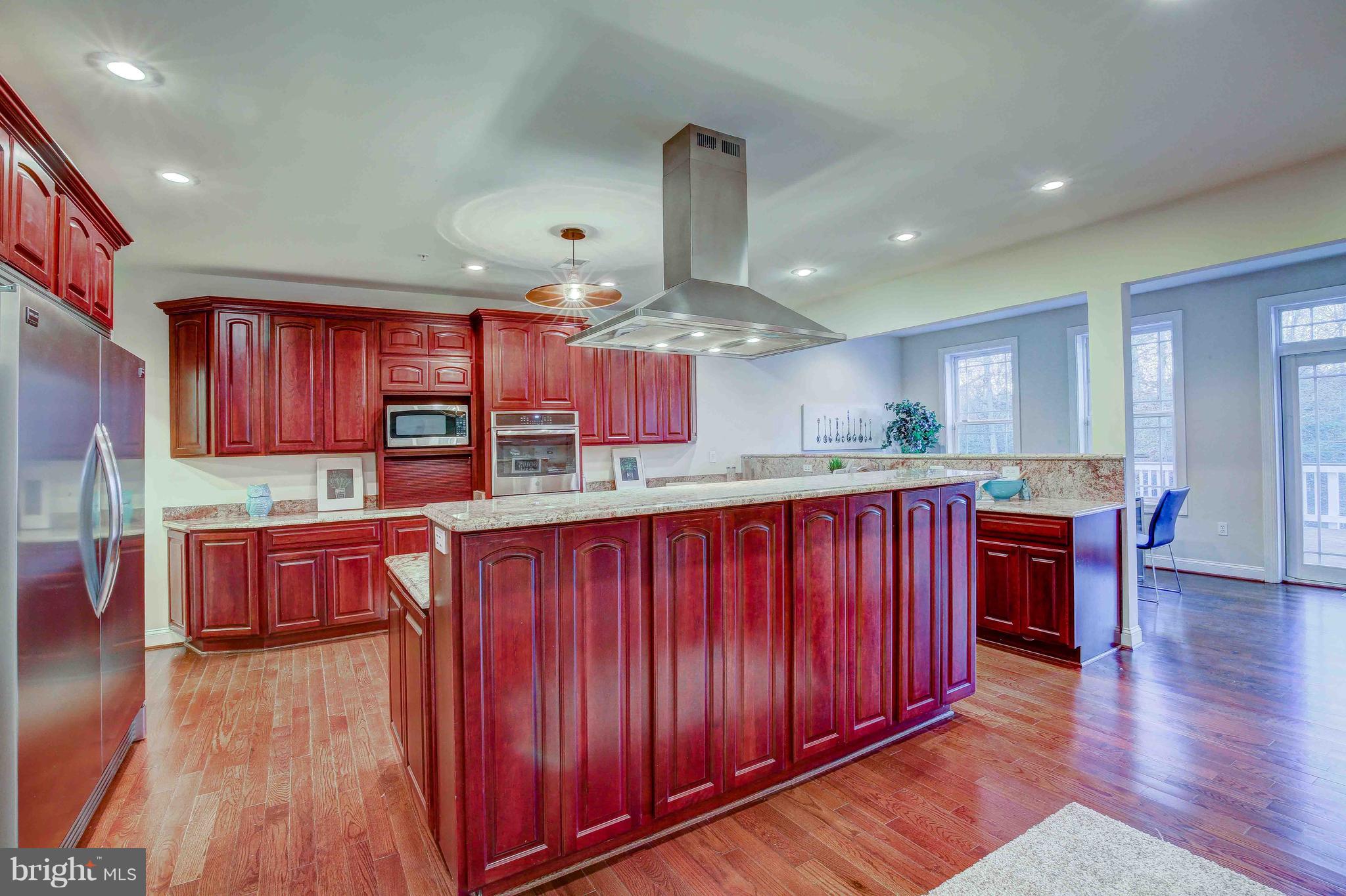 19120 Aquasco Road Brandywine, MD 20613 - Photo 10 of 63 Gourmet Kitchen-ExtendedCabinets-GraniteCountertop