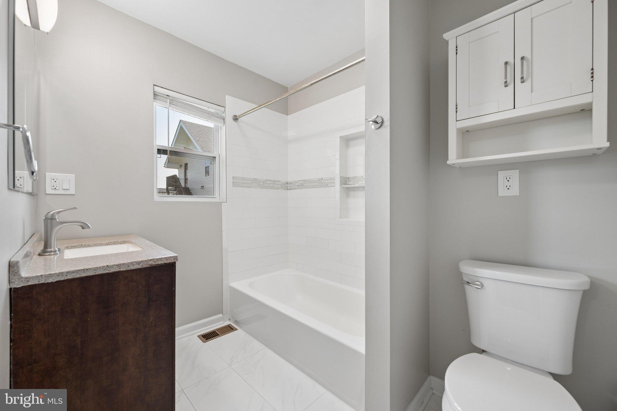 5941 Bartonsville Road Frederick, MD 21704 - Photo 22 of 76 Primary Bathroom