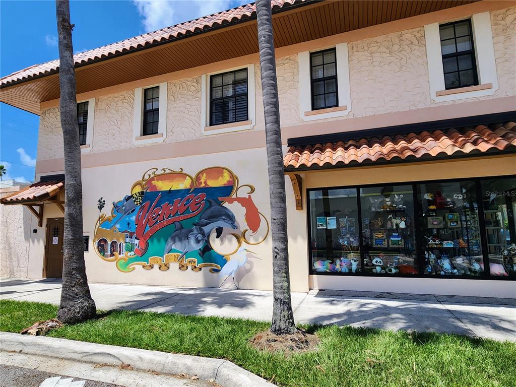 385 Pelican Road Venice, FL 34293 - Photo 37 of 45