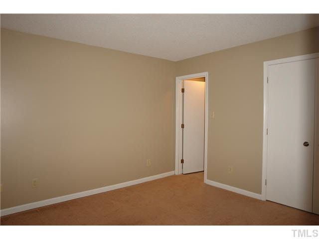 3233 Mill Run, Unit 3233 Raleigh, NC 27612 - Photo 14 of 18 Photo 14