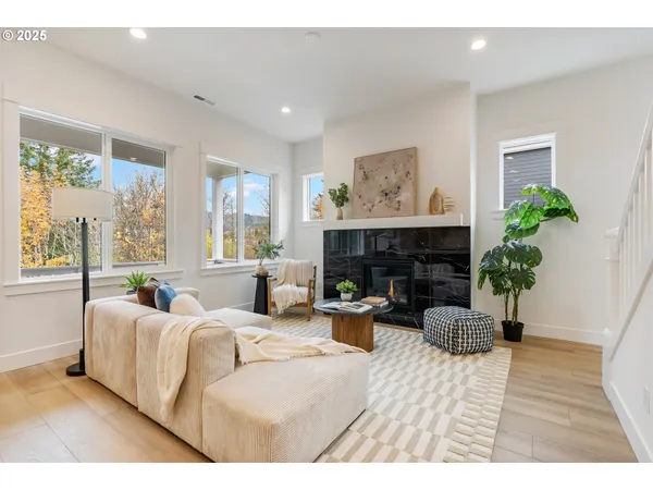 $724,000 | 15749 Northwest Raywood Lane, Unit L 38, Portland, OR 97229