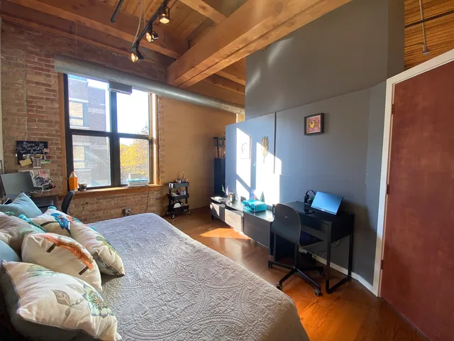 $3,500 | 2511 West Moffat Street, Unit 204D, Chicago, IL 60647