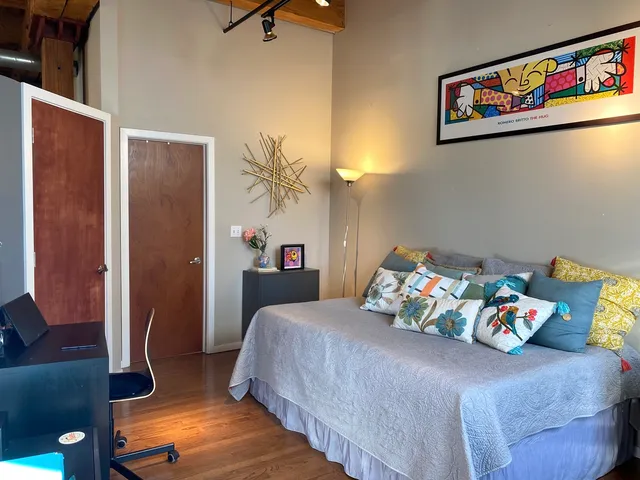 $3,500 | 2511 West Moffat Street, Unit 204D, Chicago, IL 60647