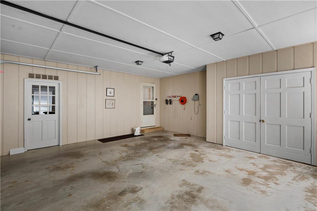 112 Thornwood Drive Southwest Rome, GA 30165 - Photo 14 of 30 a view of an empty room