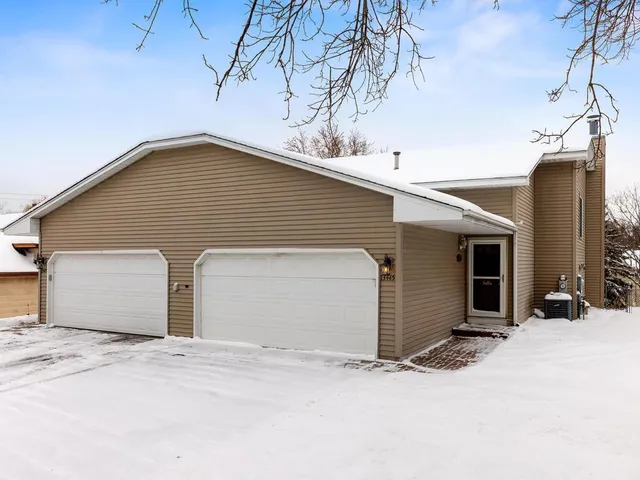 $300,000 | 13445 73rd Place North, Maple Grove, MN 55311