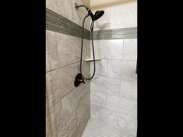 $300,000 | 13445 73rd Place North, Maple Grove, MN 55311