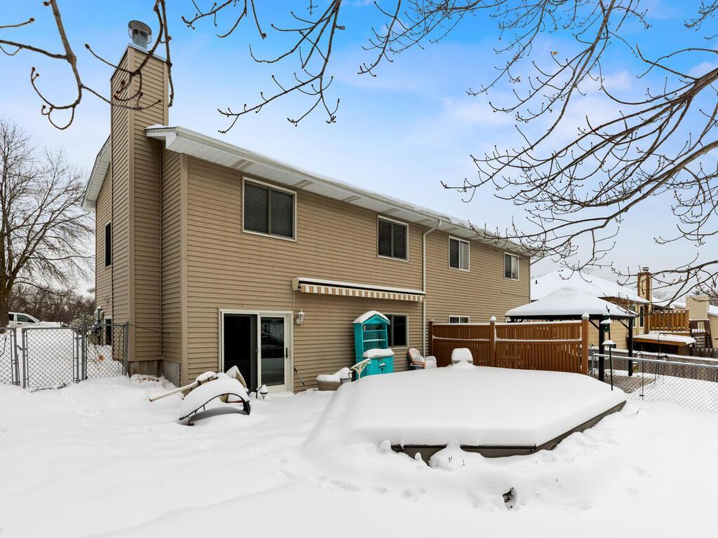 13445 73rd Place North Maple Grove, MN 55311 - Photo 5 of 36