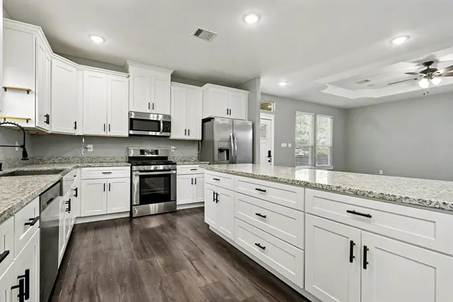 $1,900 | 3442 Noah Street, Houston, TX 77021