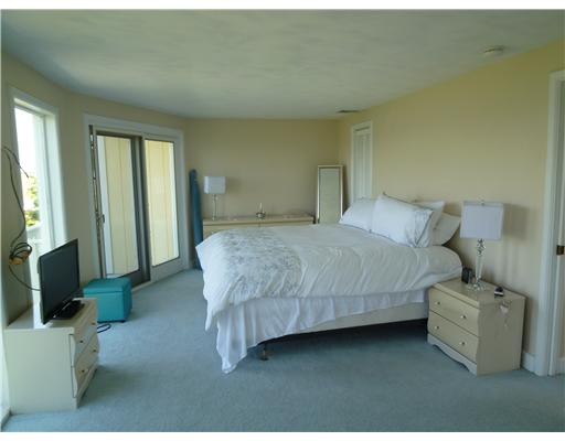1334 Anthony Road Portsmouth, RI 02871 - Photo 7 of 19 Master Bedroom.