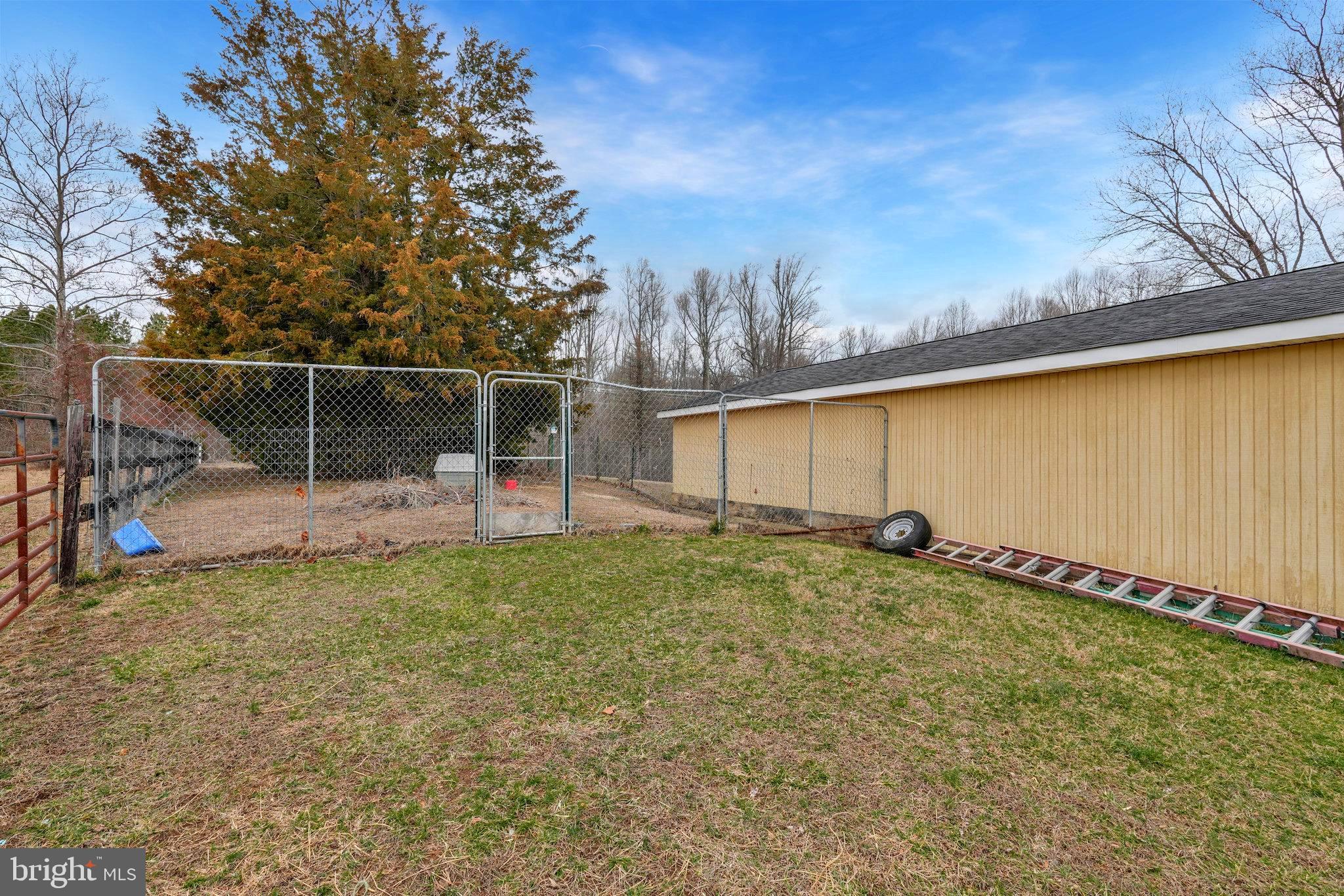 13605 Martin Road Brandywine, MD 20613 - Photo 51 of 105 Fenced Kennel Area behind Carport