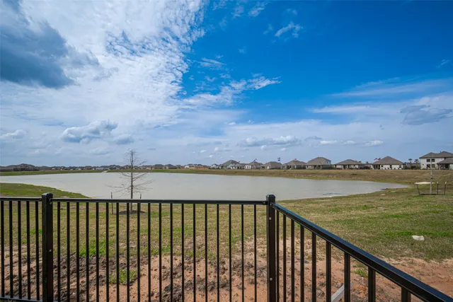 $399,000 | 3007 Golden Isle Drive, Texas City, TX 77568