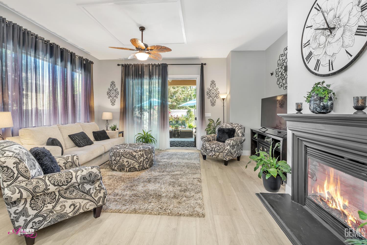 Undisclosed Address Bakersfield, CA 93306 - Photo 6 of 35