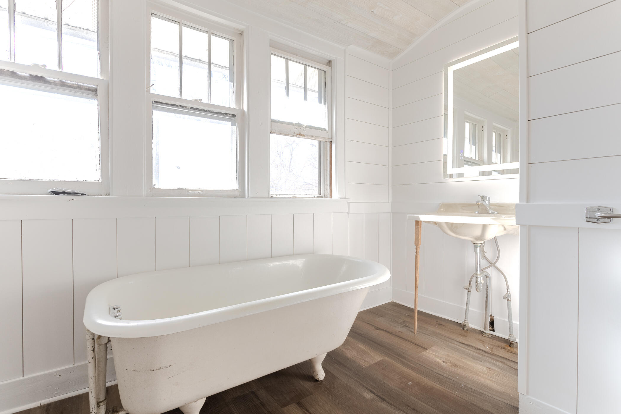 307 Ridgewood Street Southeast Grand Rapids, MI 49548 - Photo 13 of 26 307 Ridgewood St SE-15